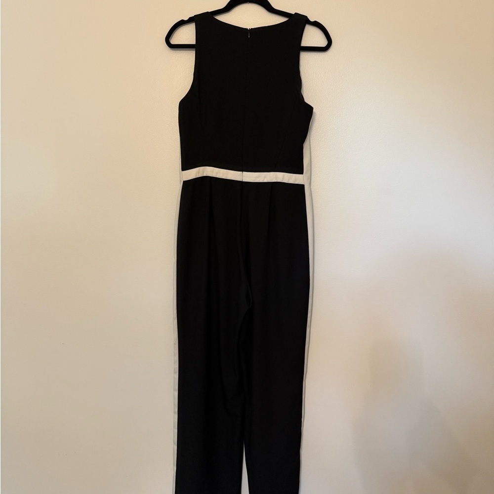 Banana Republic Sporty Jumpsuit with Front Pockets and Side Stripe Women’s 6 - Picture 8 of 10